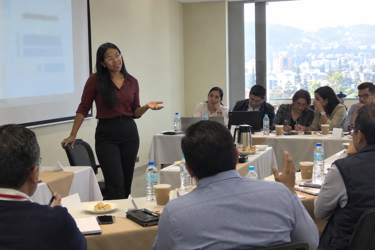 Yanina running a session in Quito, Ecuador
